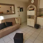 Bel 33m² Avec Terrasse Et Vue A - Fr-1-472a-228 *