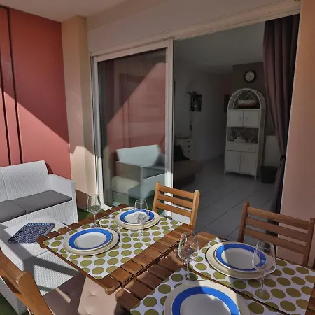 아파트 Bel Appartement 33M² Avec Terrasse Et Vue Mer A Sete - Fr-1-472A-228 *