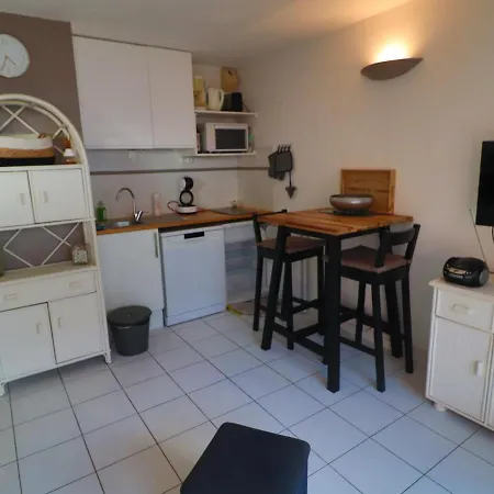 Bel 33m² Avec Terrasse Et Vue A - Fr-1-472a-228 Lägenhet Sète